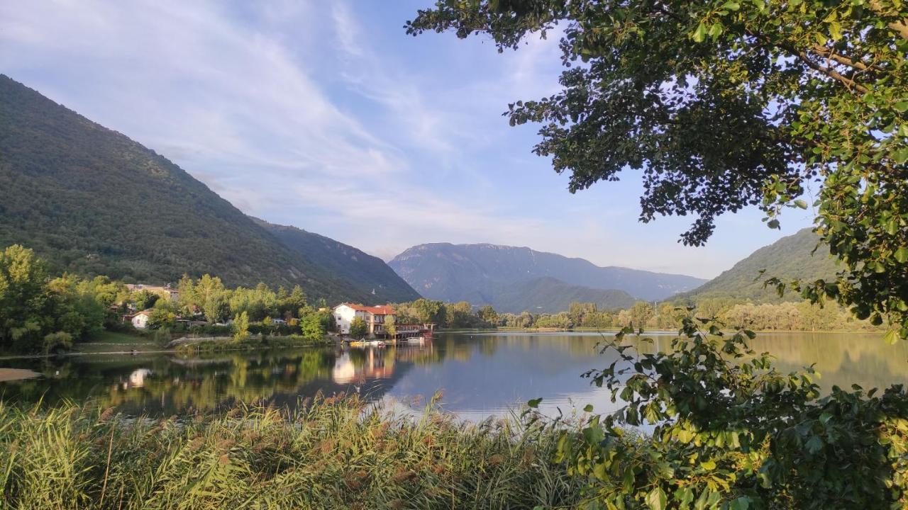 Locazione Turistica Gravetta Lägenhet Tarzo Exteriör bild